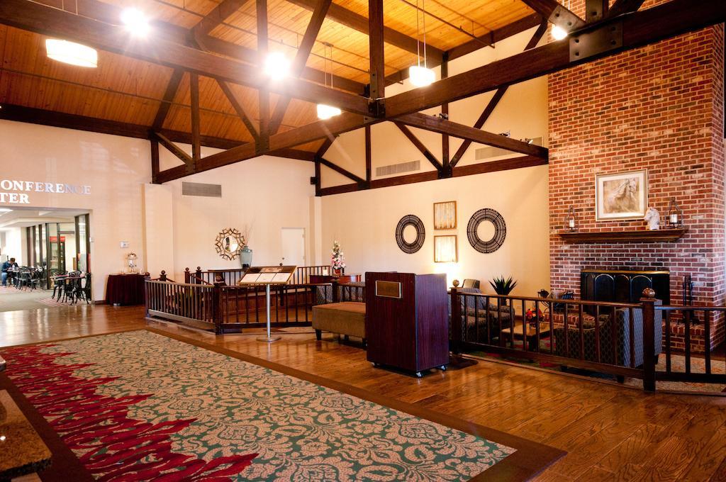 Capital Plaza Hotel Clinton Extérieur photo