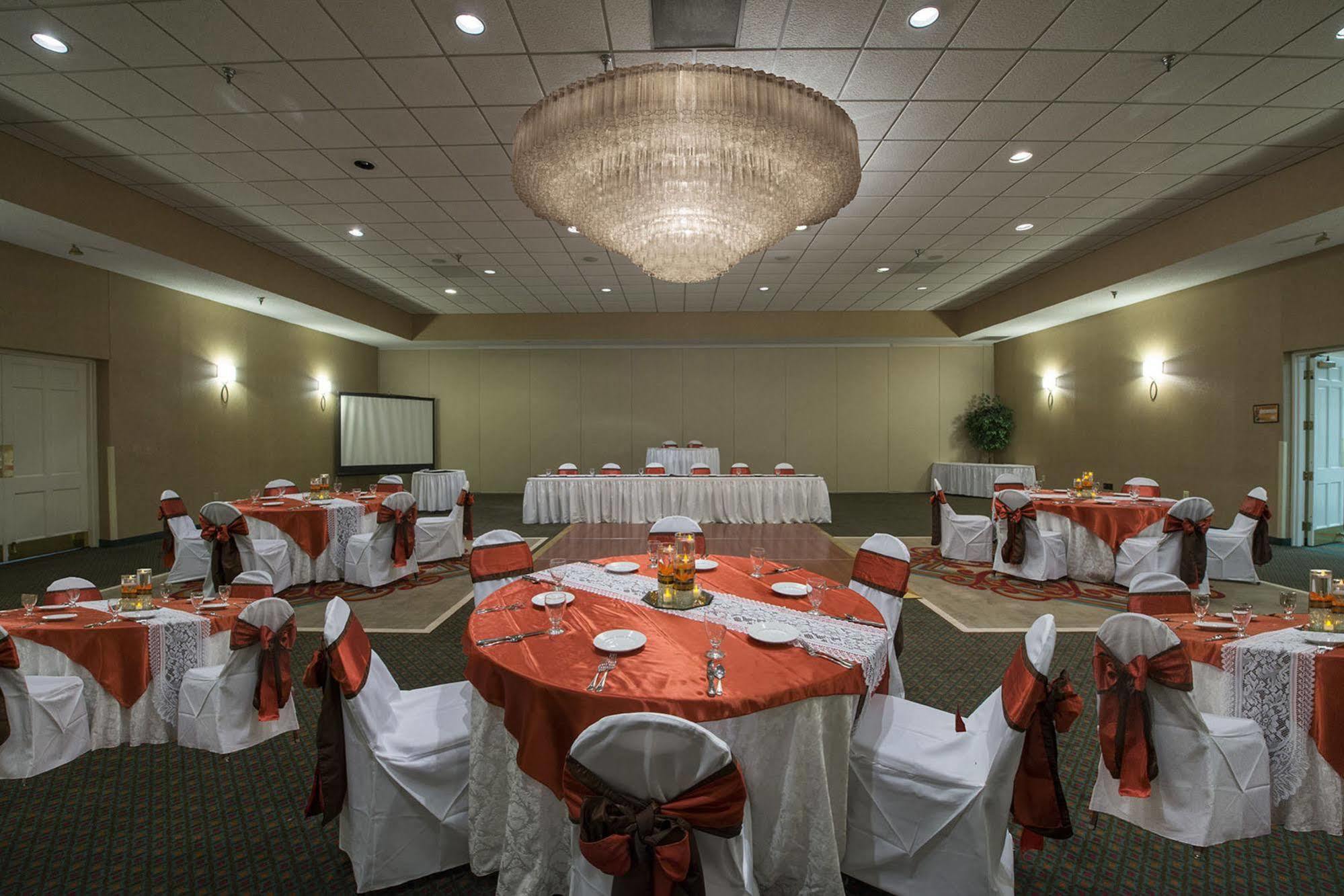 Capital Plaza Hotel Clinton Extérieur photo