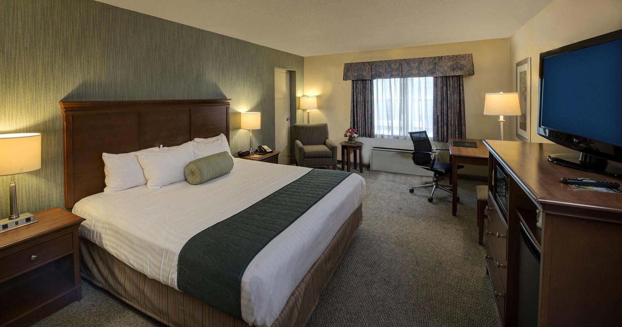 Capital Plaza Hotel Clinton Extérieur photo